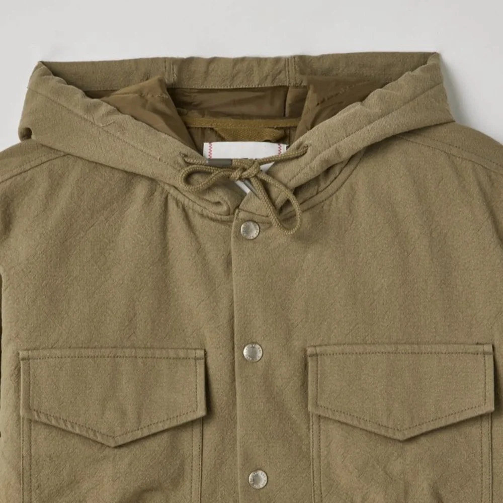 U O Quilted shirt jacket by BDG Adjustable hood,flapped pockets at the chest. - Picture 3 of 5